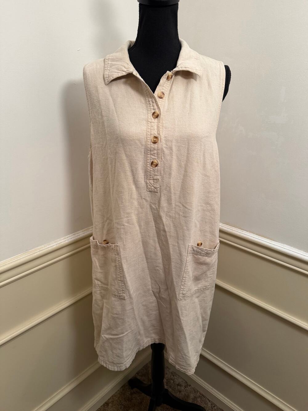 Vintage Erika Linen Cotton Blend Sleeveless Button Front Shift Dress Pockets